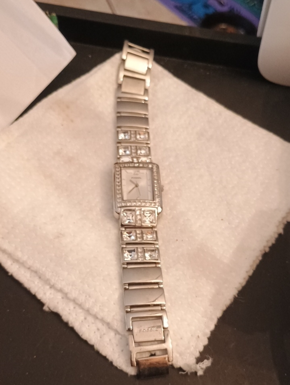Fossil F2 Marissa Crystal Tank Watch ES1512 – Silver Tone Art Deco Bling Run